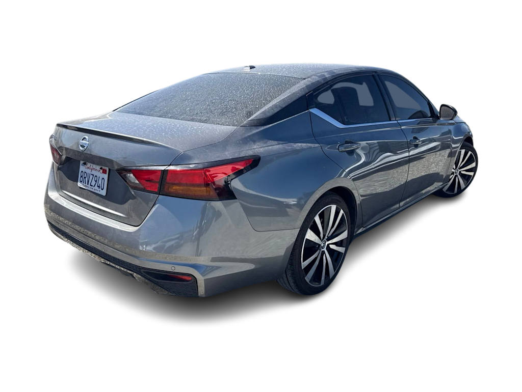 Thumbnail: 2022 Nissan Altima - 16