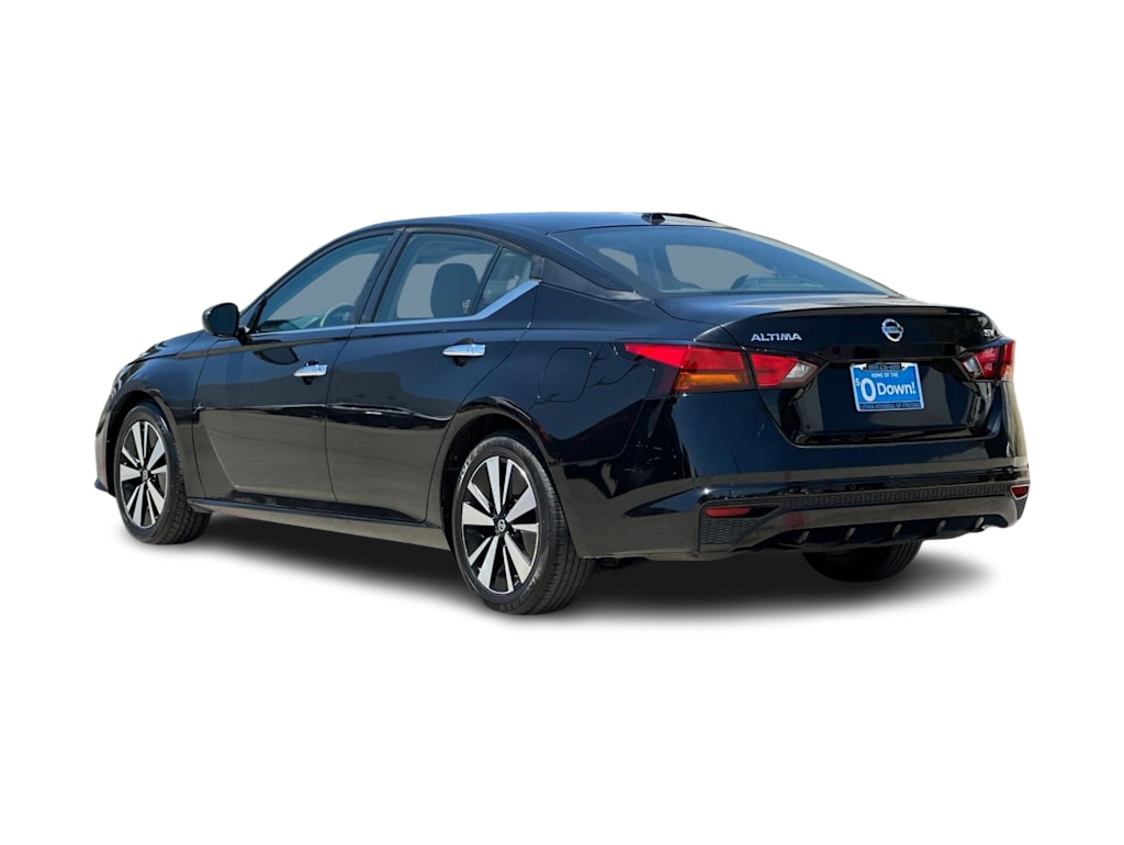 Thumbnail: 2022 Nissan Altima - 4