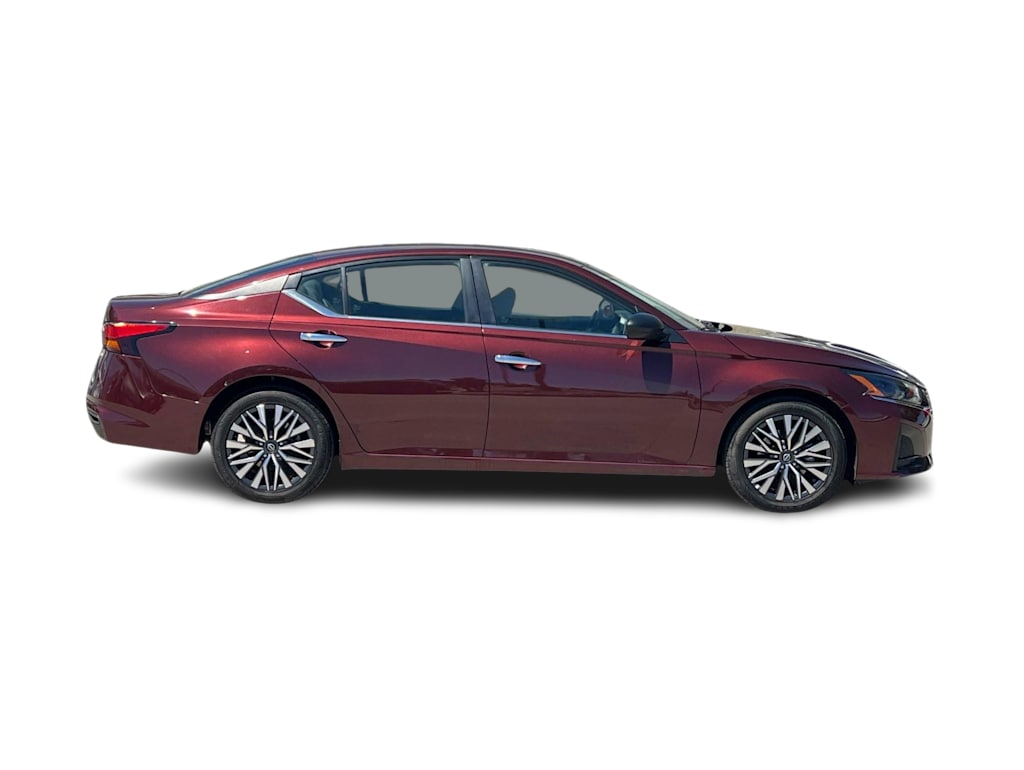 Thumbnail: 2025 Nissan Altima - 20