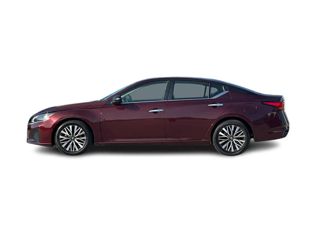 Thumbnail: 2024 Nissan Altima - 3