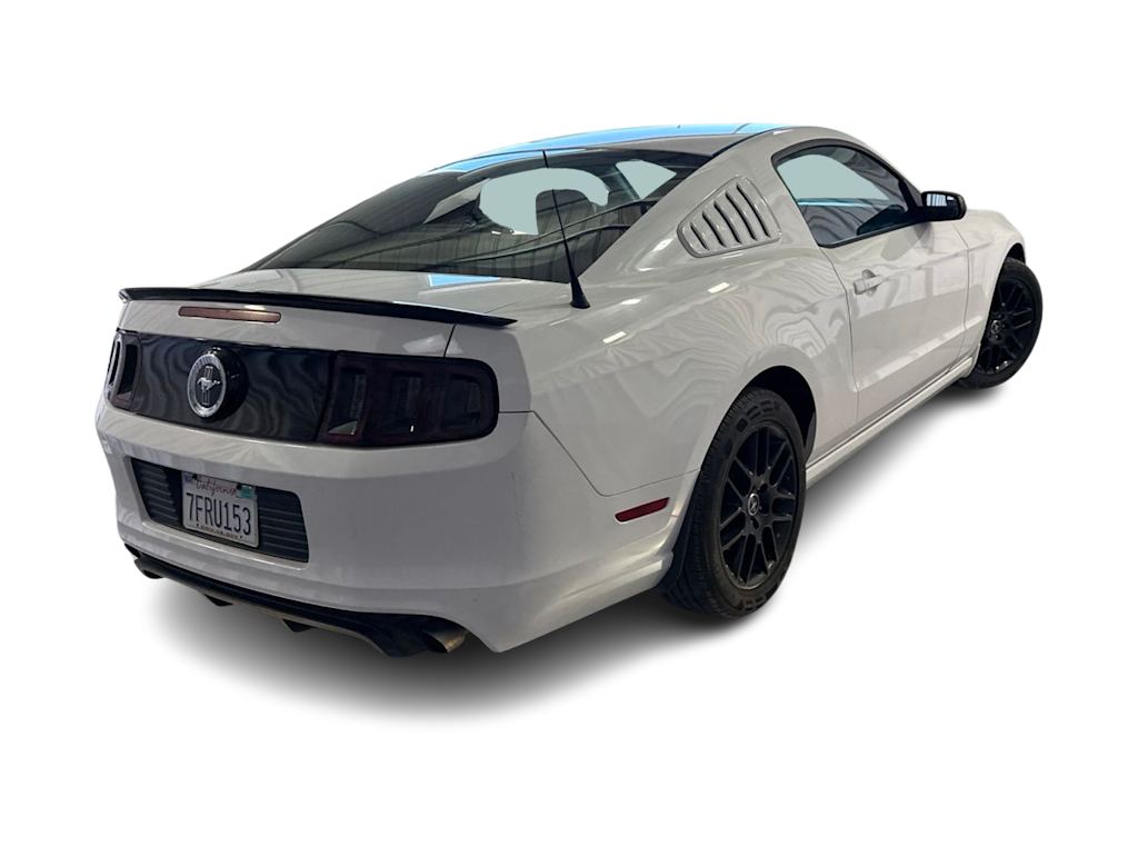 Thumbnail: 2014 Ford Mustang - 15