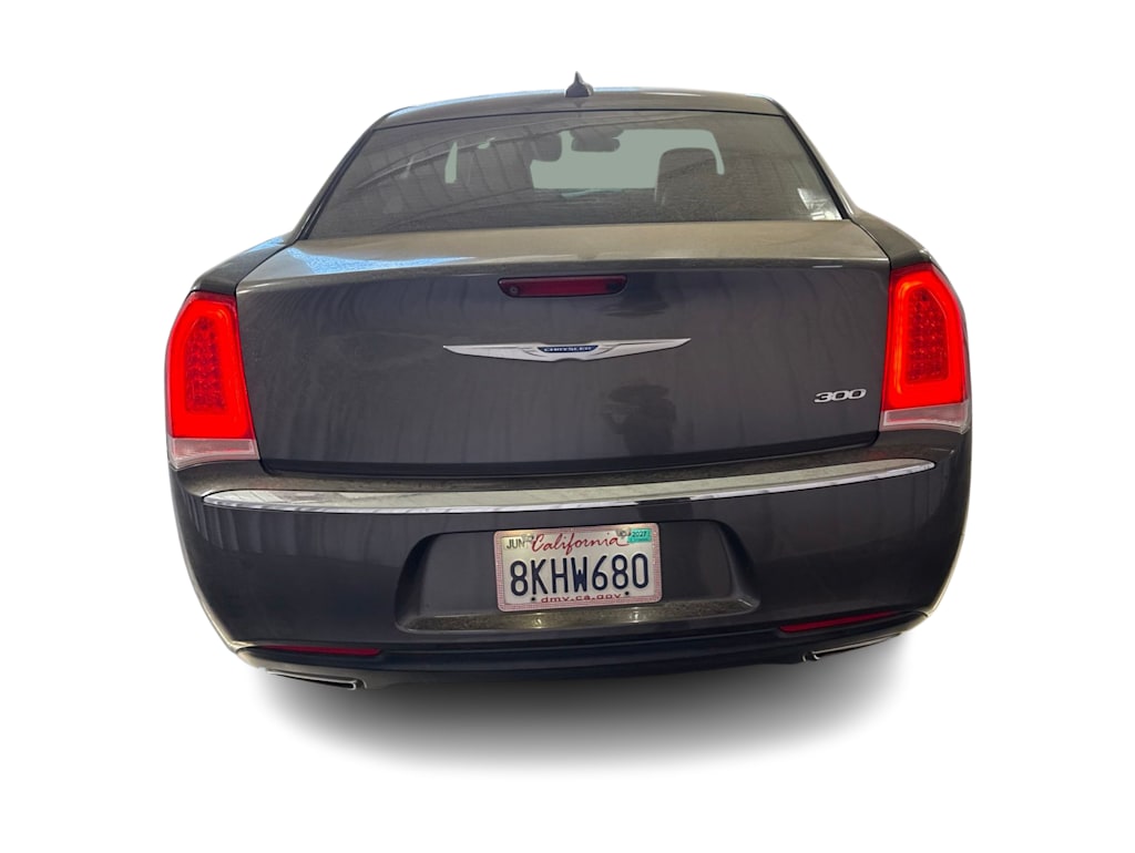 Thumbnail: 2019 Chrysler 300 - 5