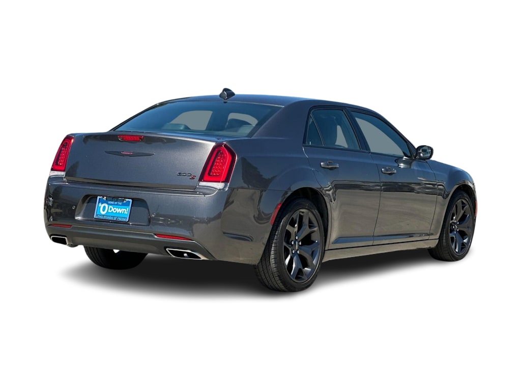 Thumbnail: 2023 Chrysler 300 - 19