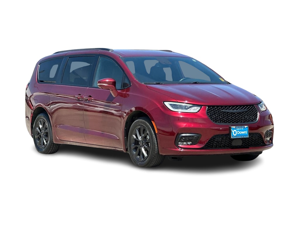 Thumbnail: 2021 Chrysler Pacifica - 19