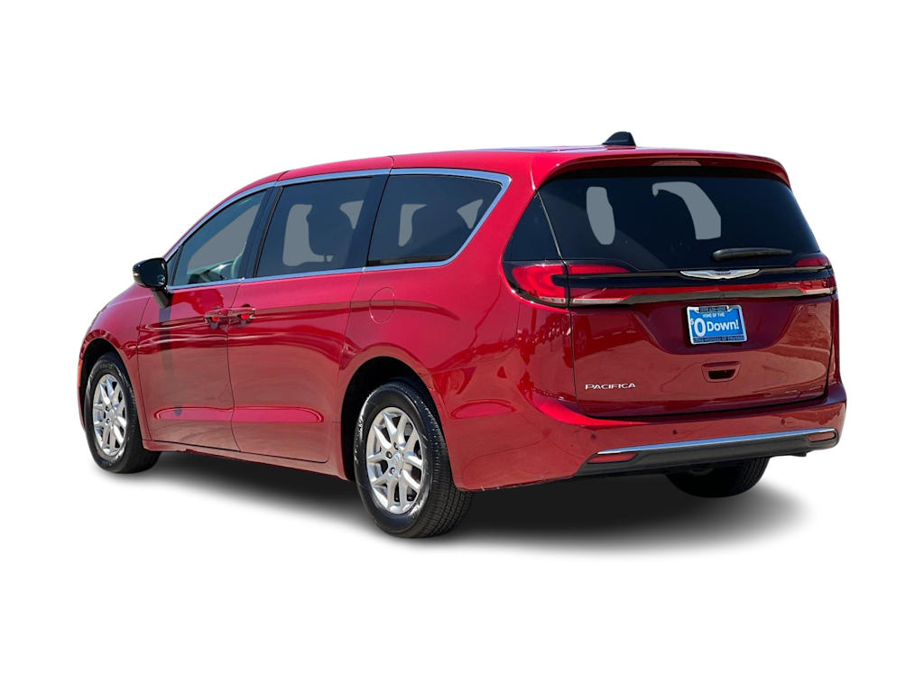 Thumbnail: 2025 Chrysler Pacifica - 4