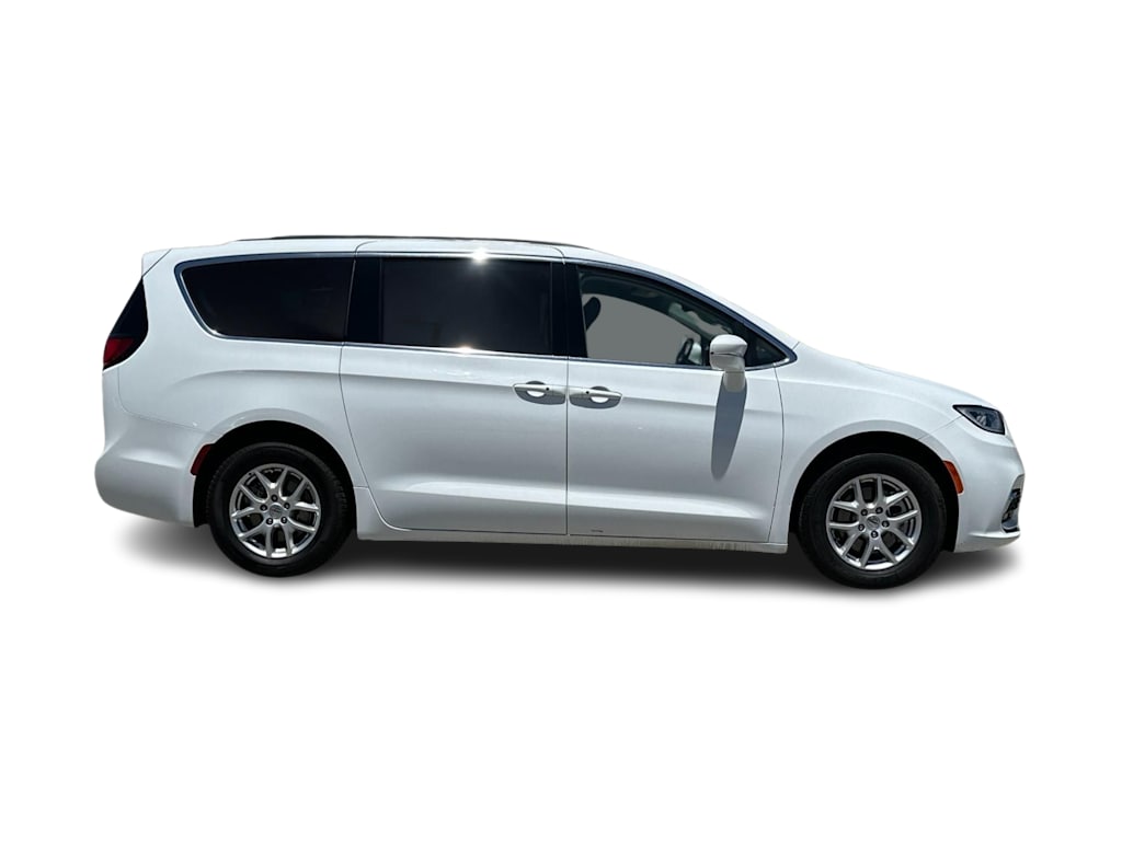Thumbnail: 2022 Chrysler Pacifica - 18