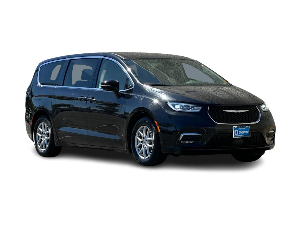 Thumbnail: 2024 Chrysler Pacifica - 20