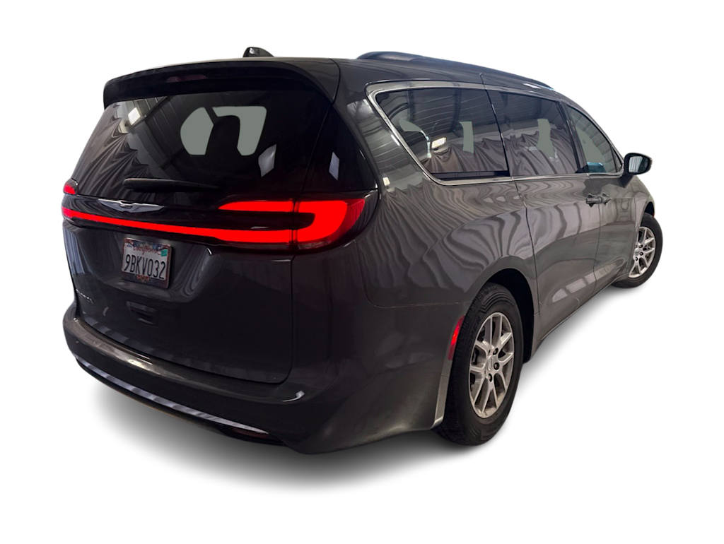Thumbnail: 2022 Chrysler Pacifica - 19