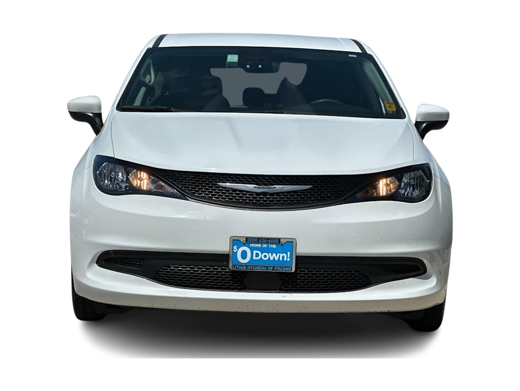 Thumbnail: 2023 Chrysler Voyager - 6
