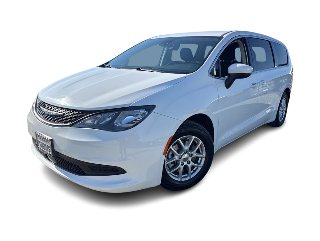 2023 Chrysler Voyager