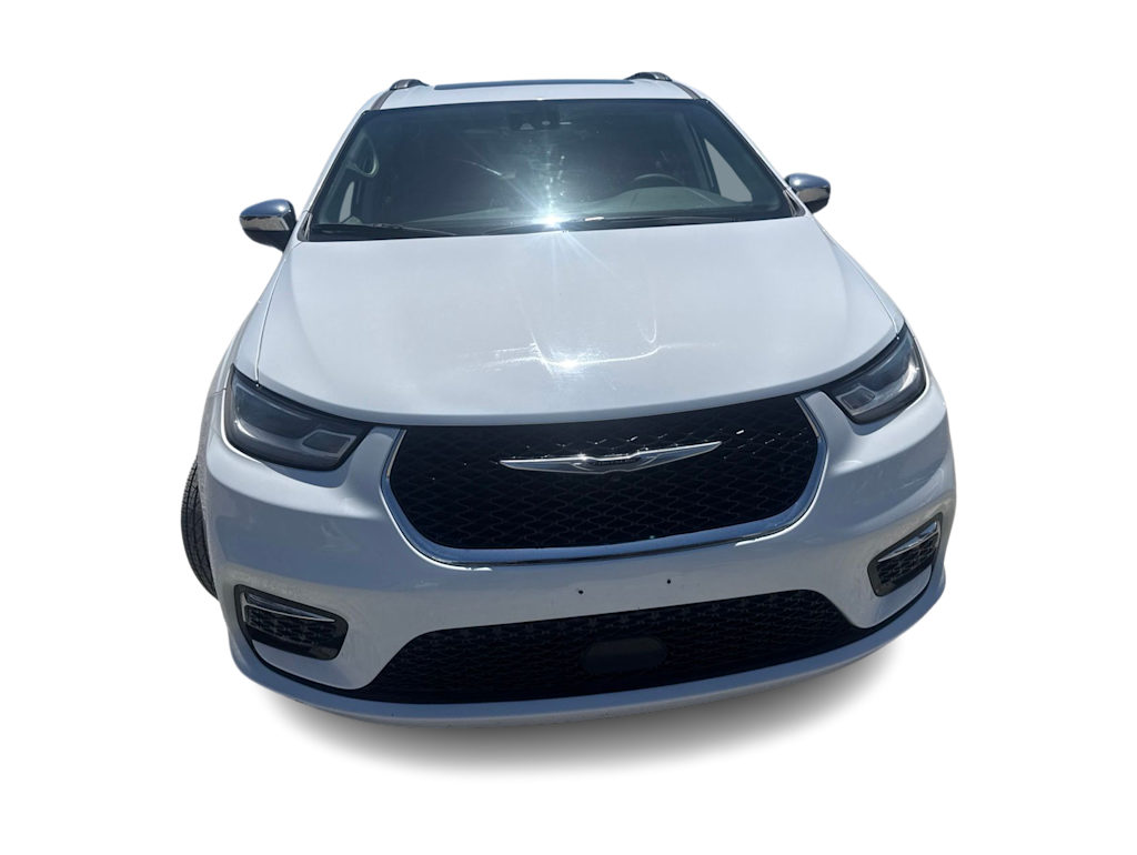 Thumbnail: 2023 Chrysler Pacifica - 6