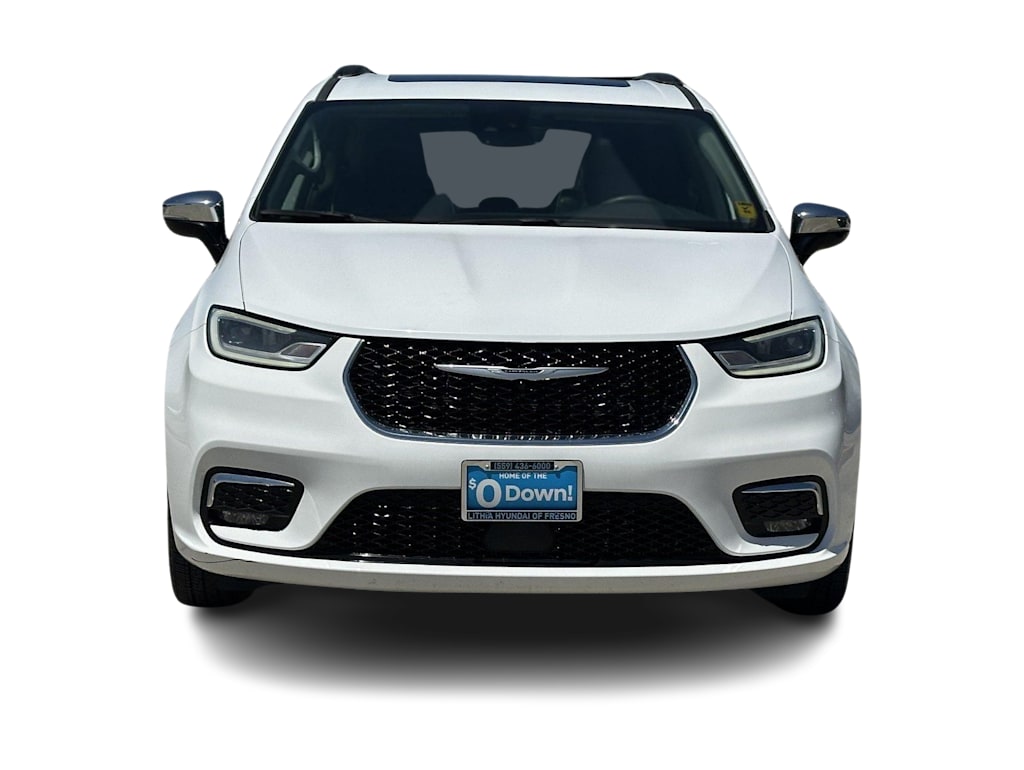 Thumbnail: 2023 Chrysler Pacifica - 5