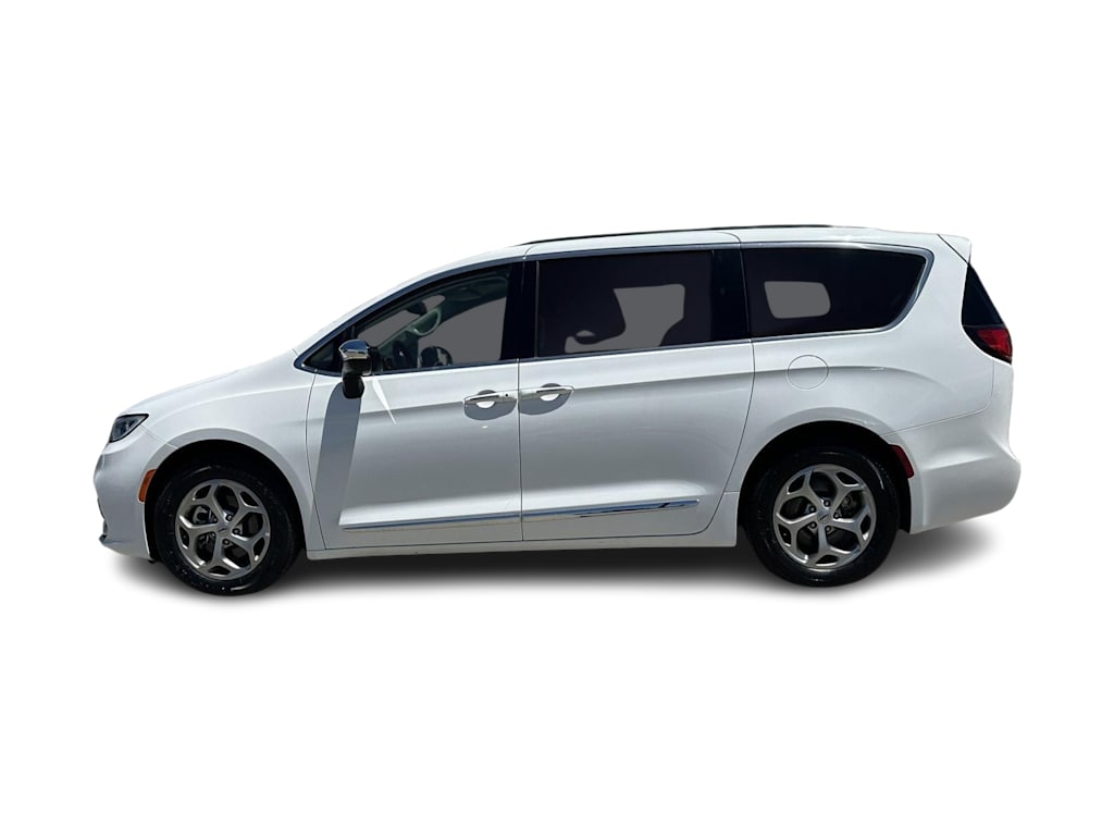 Thumbnail: 2023 Chrysler Pacifica - 2