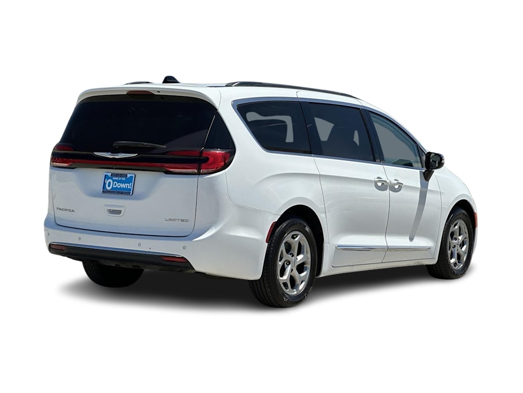 Thumbnail: 2023 Chrysler Pacifica - 14