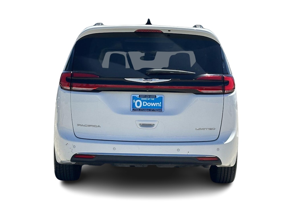 Thumbnail: 2023 Chrysler Pacifica - 4