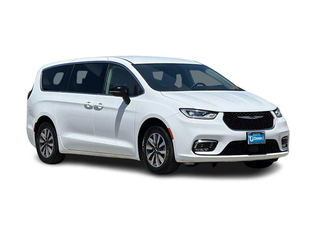 Thumbnail: 2024 Chrysler Pacifica - 20
