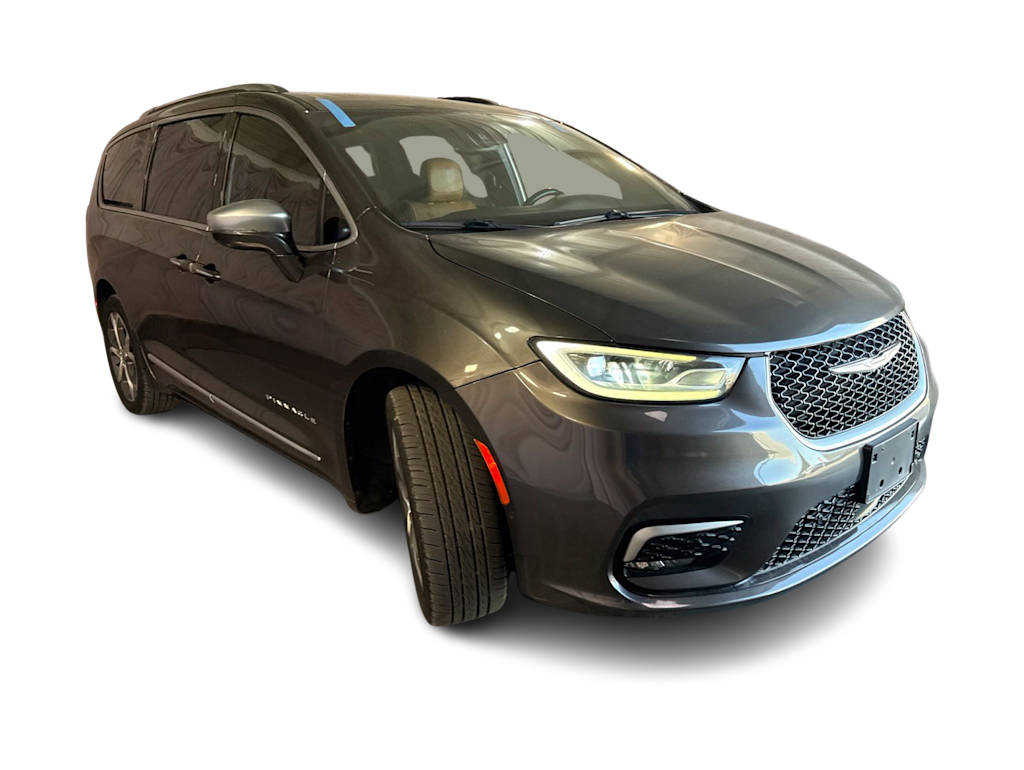 Thumbnail: 2021 Chrysler Pacifica - 13