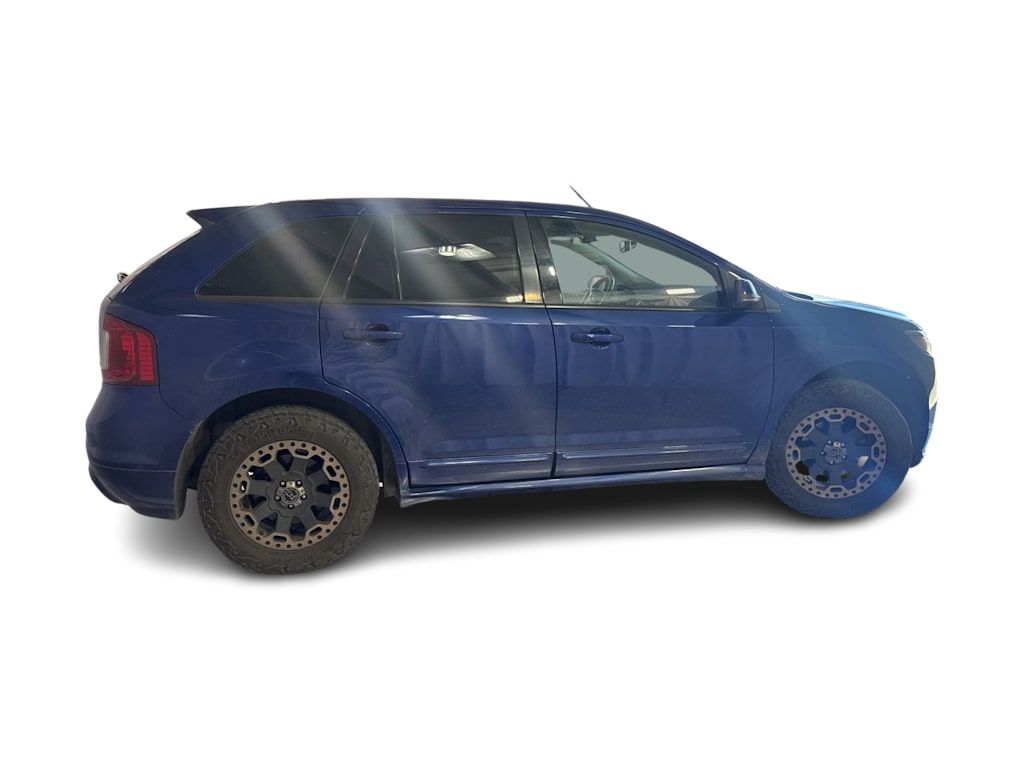 Thumbnail: 2013 Ford Edge - 17