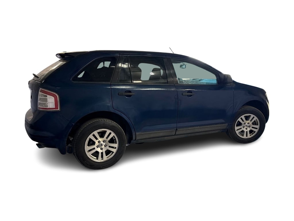 Thumbnail: 2010 Ford Edge - 17