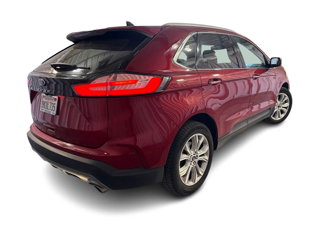 Thumbnail: 2021 Ford Edge - 15