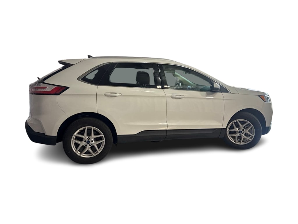 Thumbnail: 2022 Ford Edge - 15