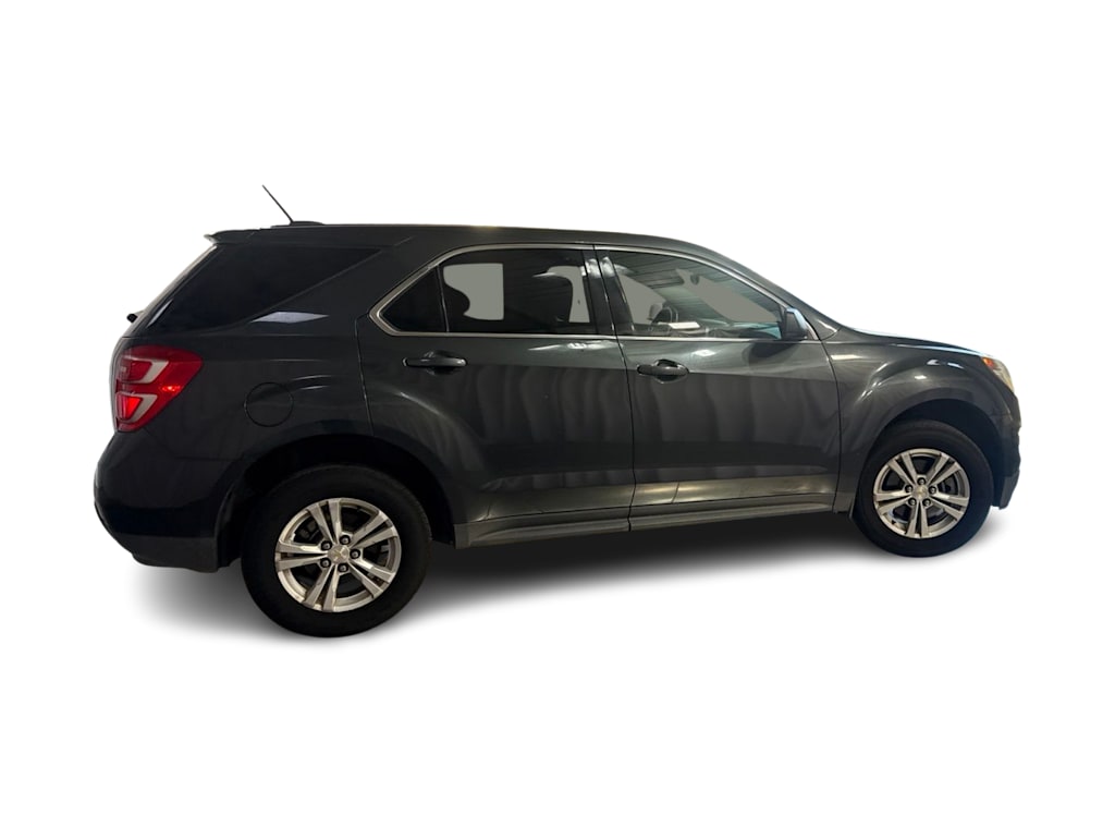 Thumbnail: 2017 Chevrolet Equinox - 16