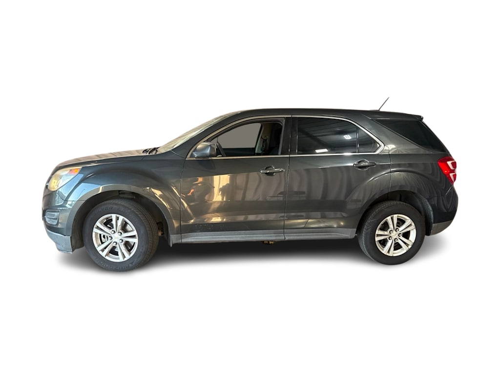 Thumbnail: 2017 Chevrolet Equinox - 3