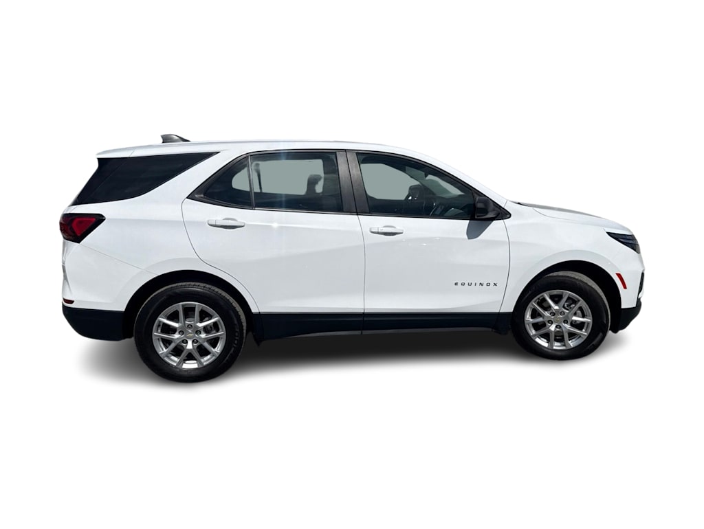 Thumbnail: 2022 Chevrolet Equinox - 17