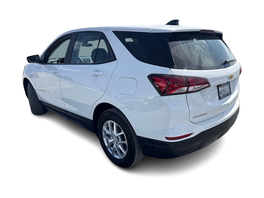 Thumbnail: 2022 Chevrolet Equinox - 4