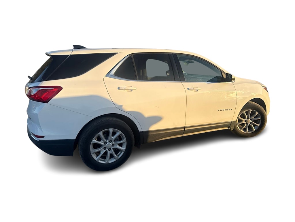 Thumbnail: 2018 Chevrolet Equinox - 16