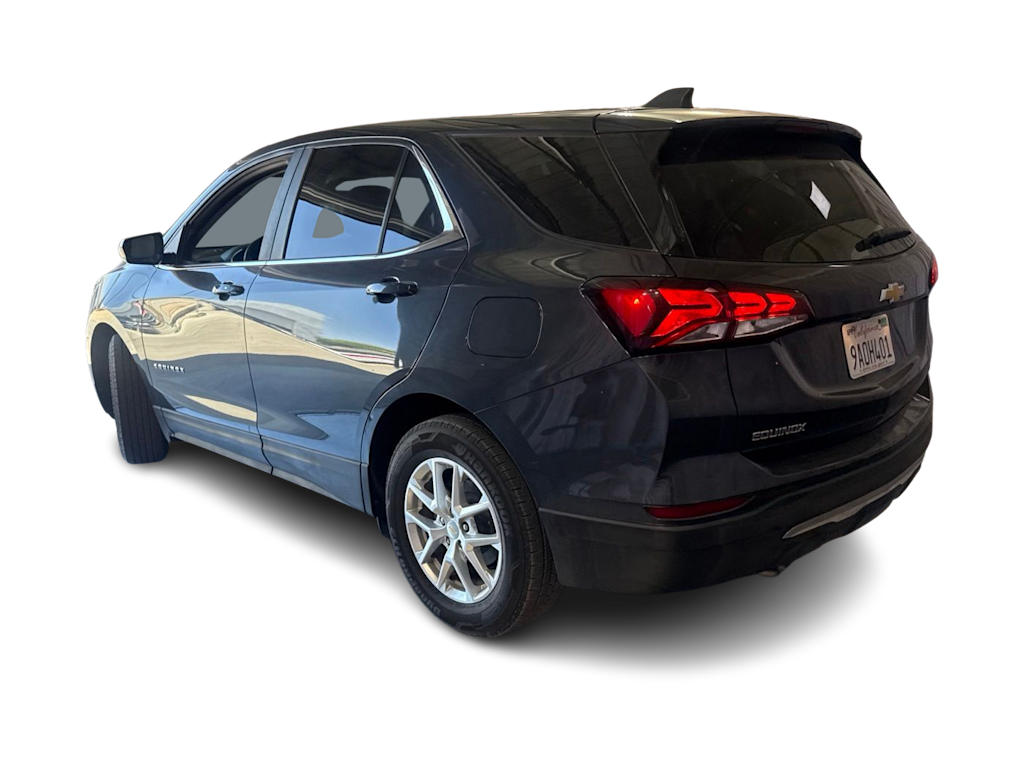 Thumbnail: 2022 Chevrolet Equinox - 3
