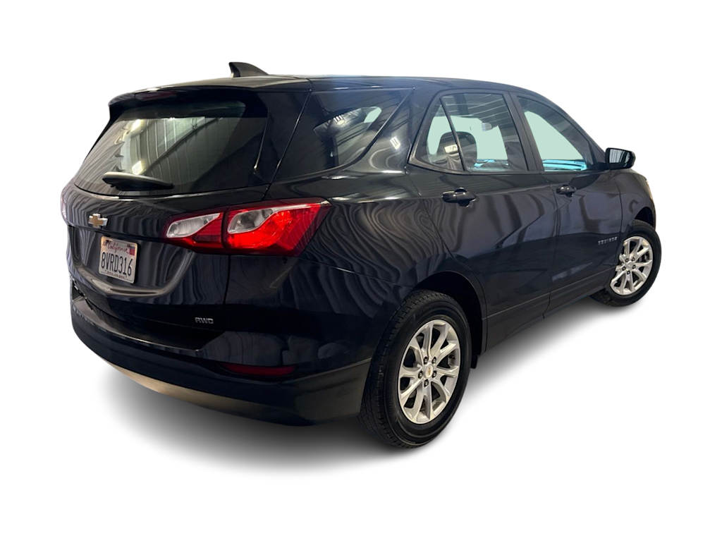 Thumbnail: 2020 Chevrolet Equinox - 17