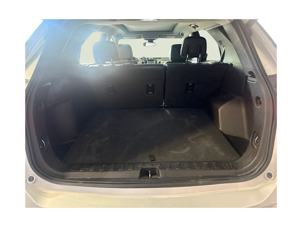 Thumbnail: 2018 Chevrolet Equinox - 14