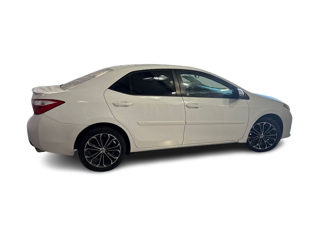 Thumbnail: 2015 Toyota Corolla - 15