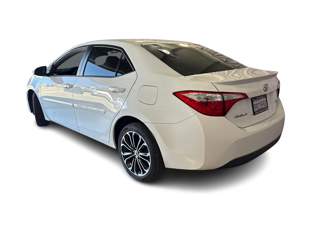 Thumbnail: 2015 Toyota Corolla - 4