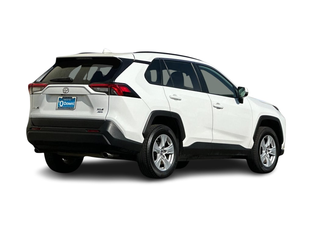 Thumbnail: 2019 Toyota RAV4 - 18