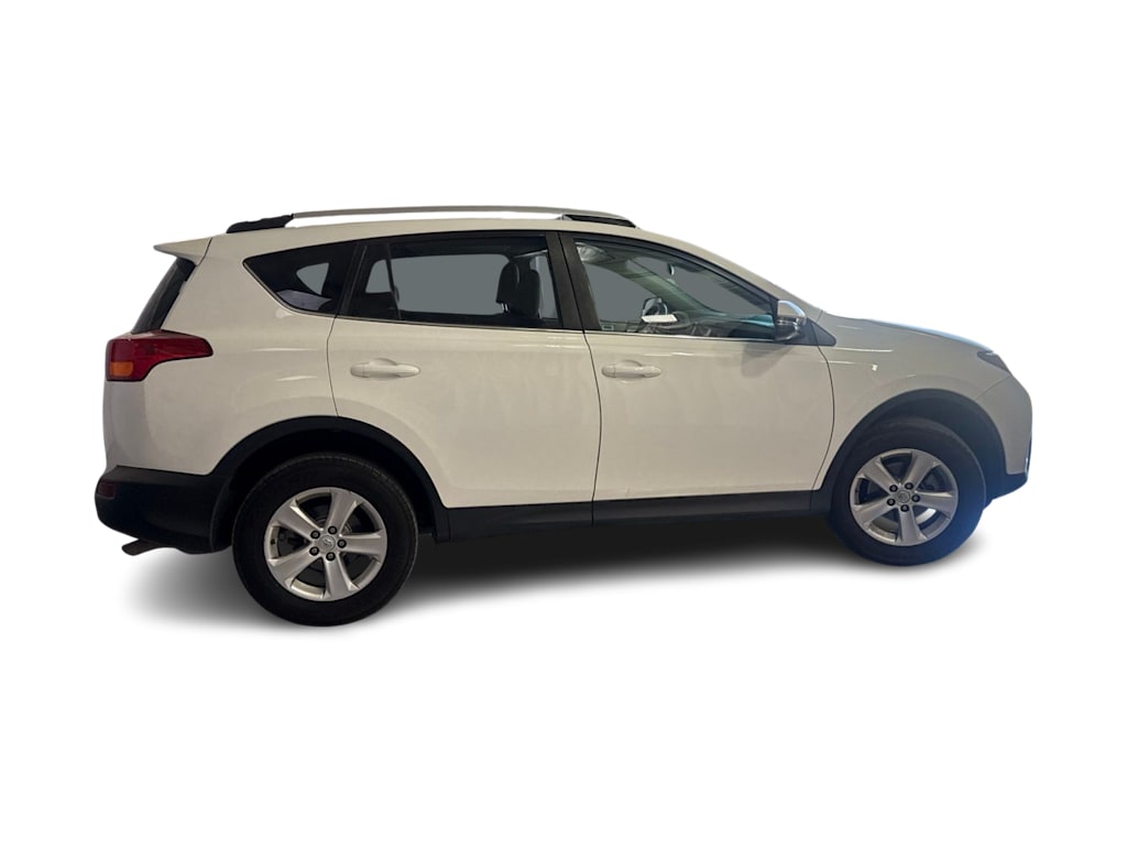 Thumbnail: 2013 Toyota RAV4 - 17