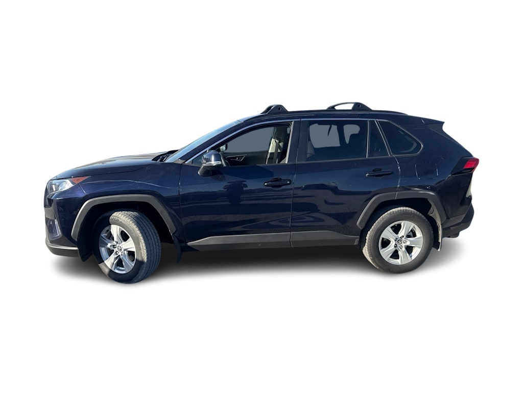 Thumbnail: 2021 Toyota RAV4 - 3