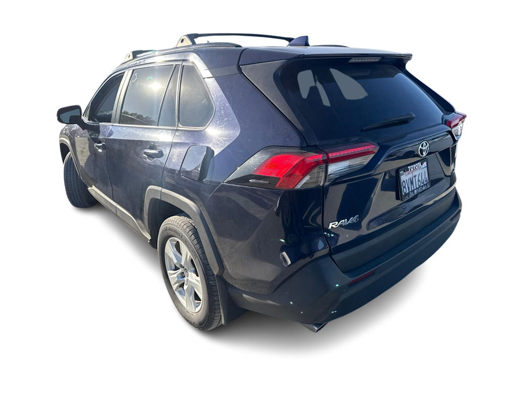 Thumbnail: 2021 Toyota RAV4 - 4
