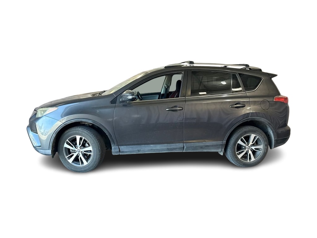 Thumbnail: 2016 Toyota RAV4 - 2
