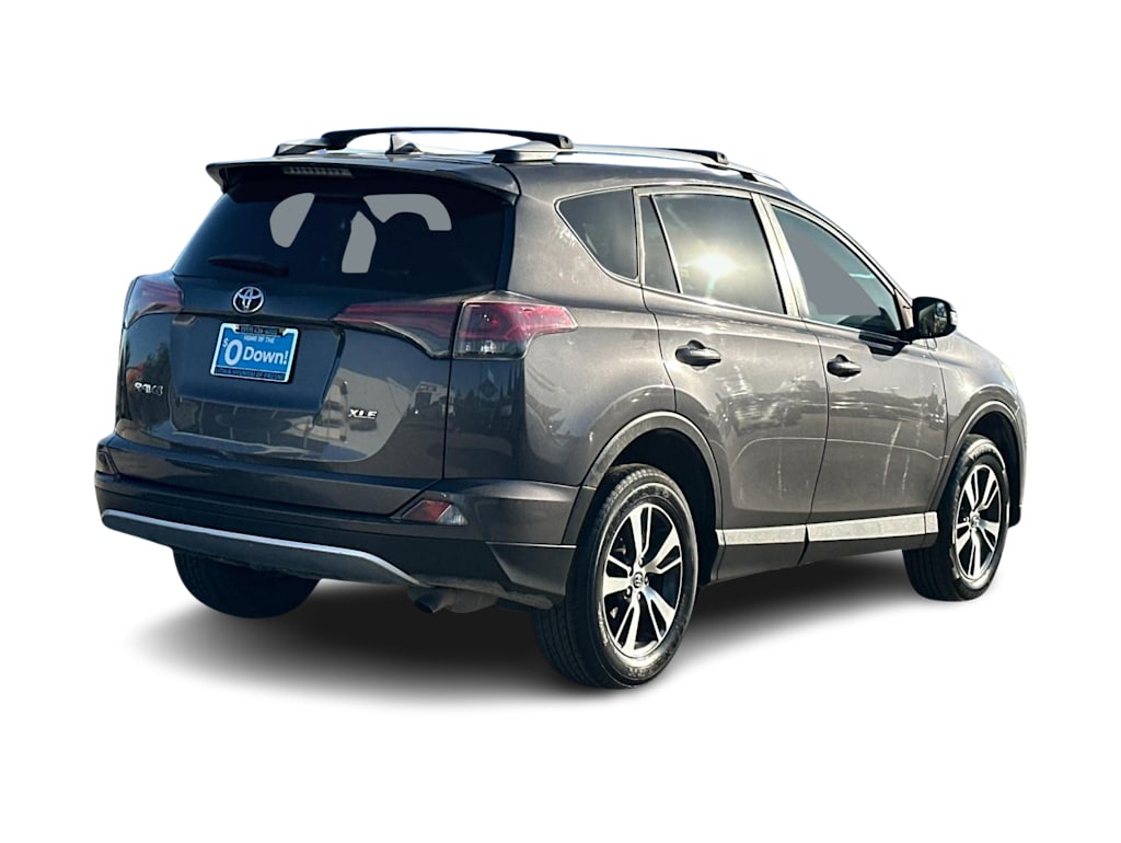 Thumbnail: 2016 Toyota RAV4 - 19