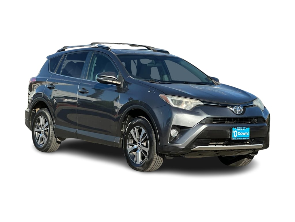 Thumbnail: 2016 Toyota RAV4 - 21