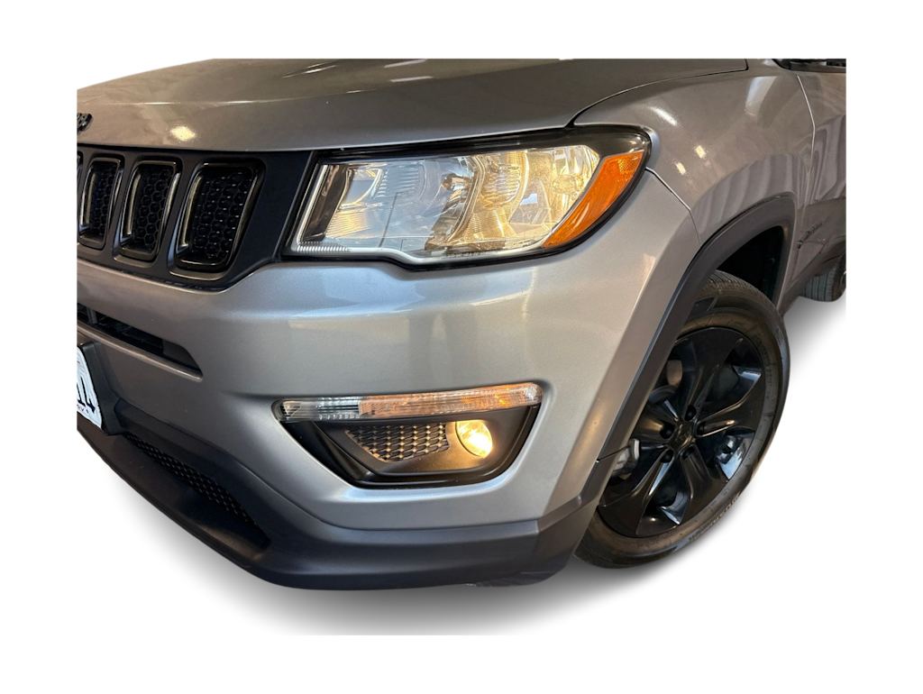 Thumbnail: 2021 Jeep Compass - 17