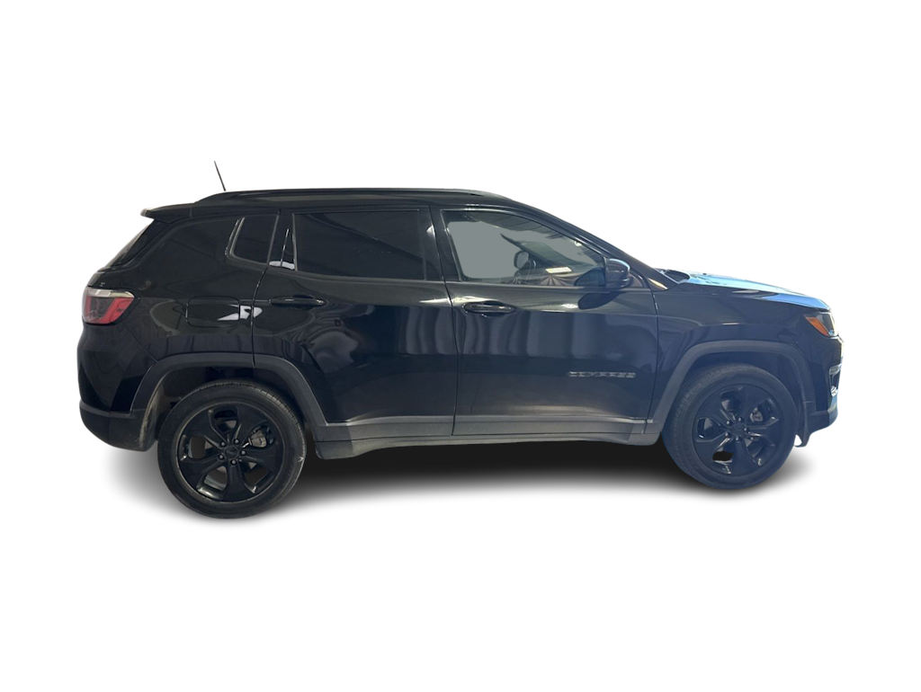 Thumbnail: 2018 Jeep Compass - 14