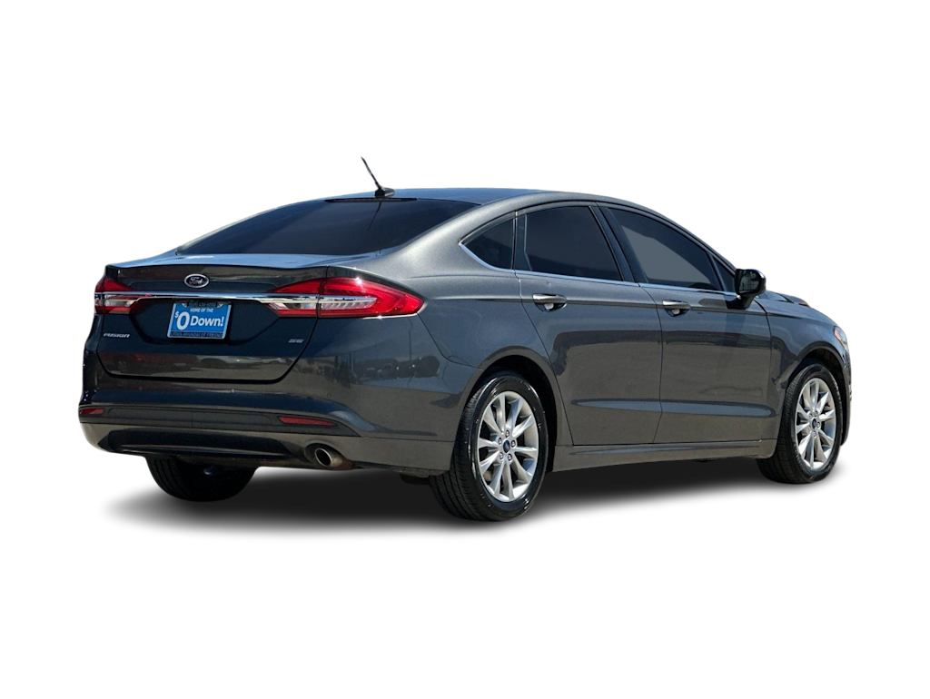 Thumbnail: 2017 Ford Fusion - 18