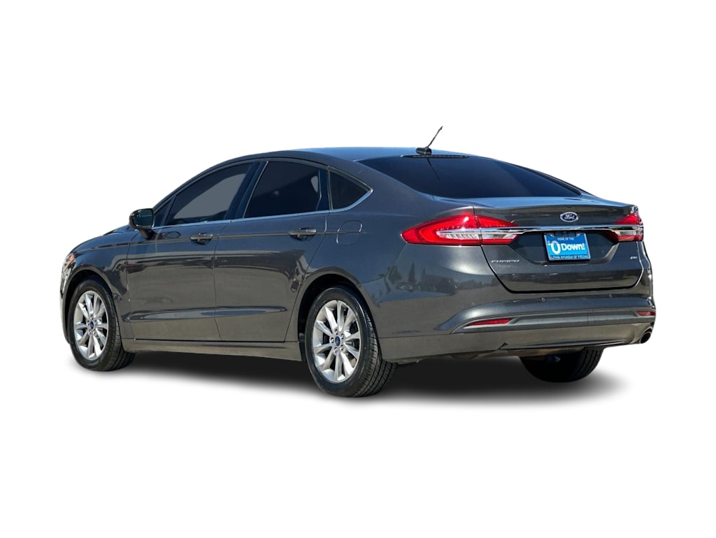 Thumbnail: 2017 Ford Fusion - 4