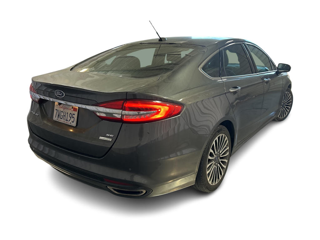 Thumbnail: 2017 Ford Fusion - 18