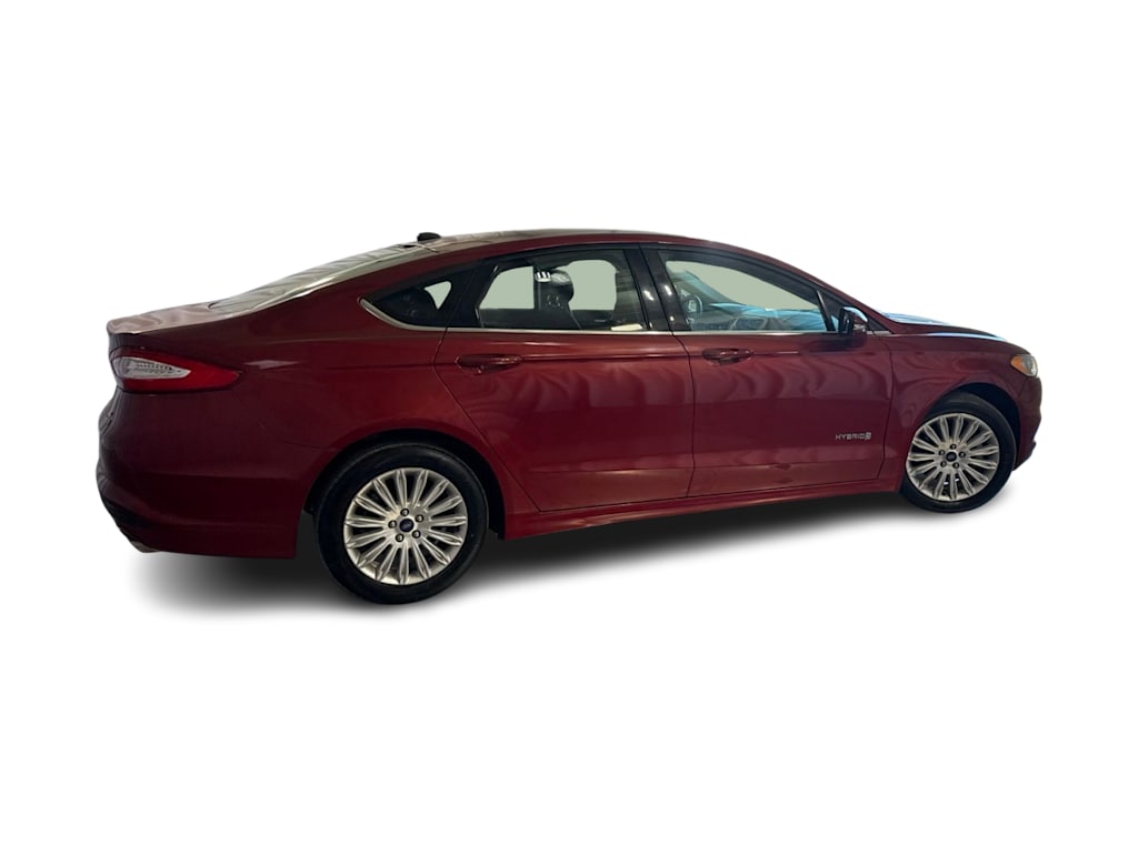 Thumbnail: 2013 Ford Fusion - 15