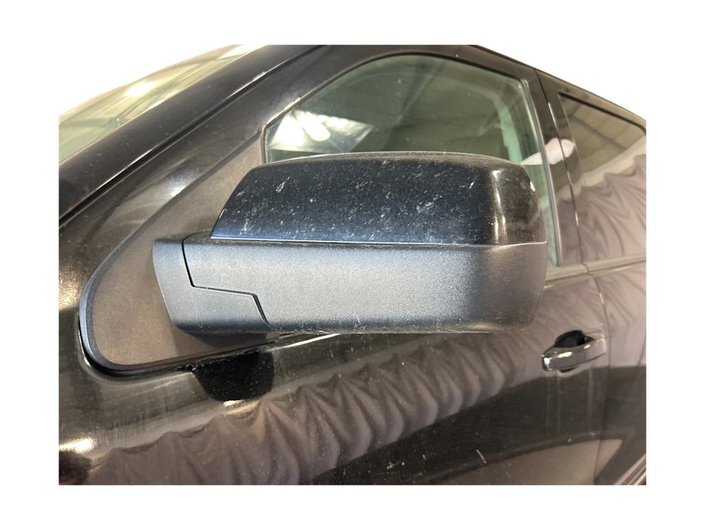 Thumbnail: 2018 Chevrolet Silverado 1500 - 23