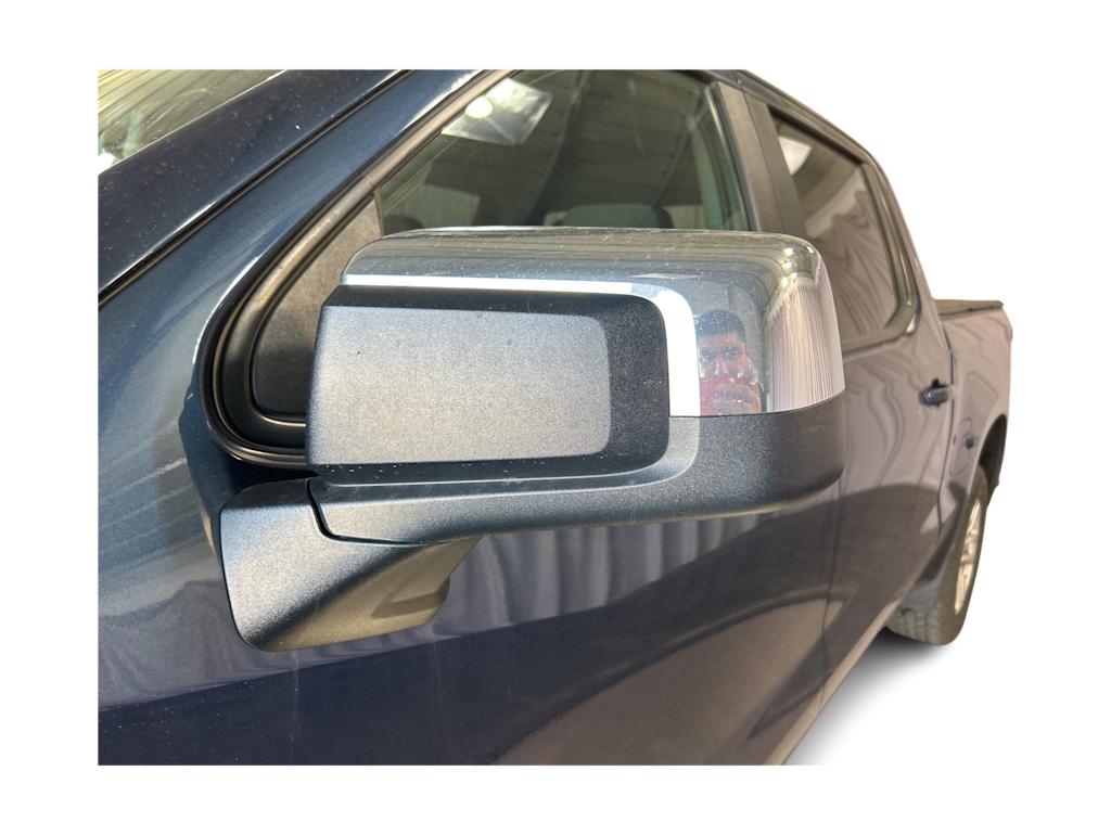 Thumbnail: 2021 Chevrolet Silverado 1500 - 23